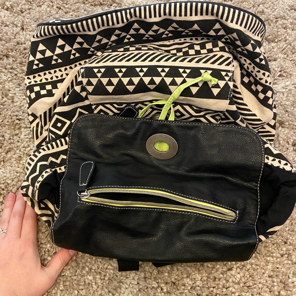 Mossimo Backpack - image 4